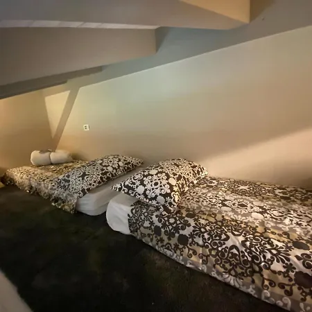 Cascina Serra Eco-house Beb בית הארחה