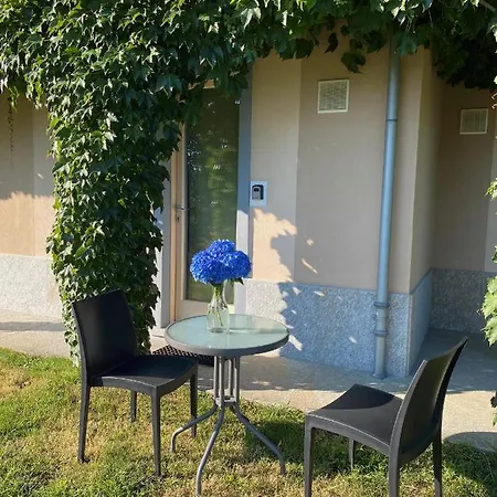 Penzion Cascina Serra Eco-house Beb Muzzano